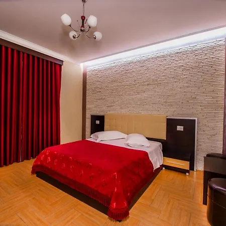 Fieri International Hotell