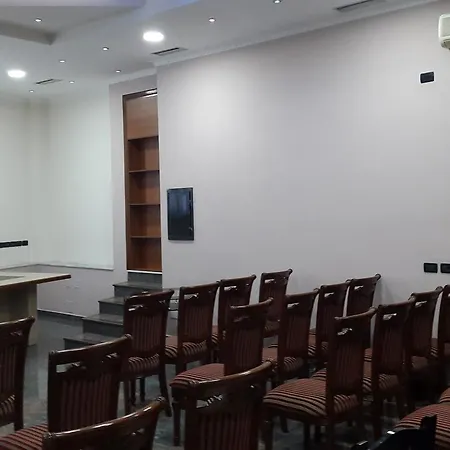 Ξενοδοχείο Fieri International 3*